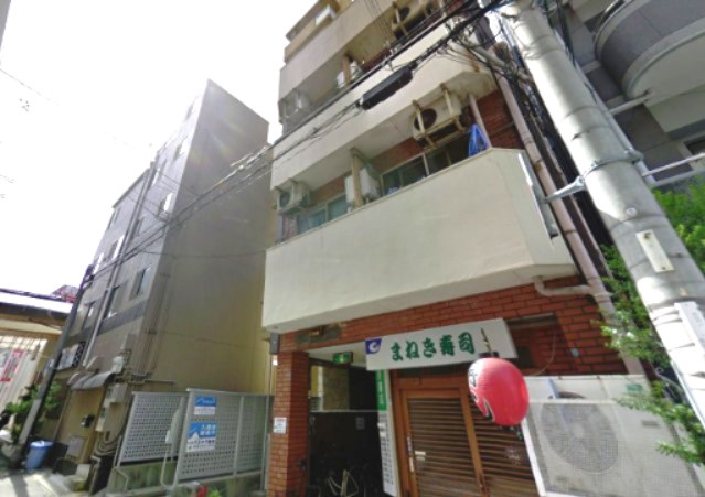 春日野道ロイヤルハイツの外観