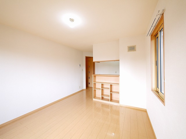 グランシャリオ（八条）の居間・リビング|おしゃれなリビングです