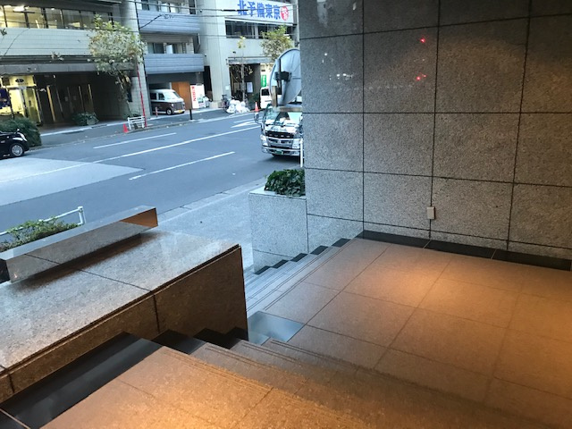 日本橋TCビルのエントランス
