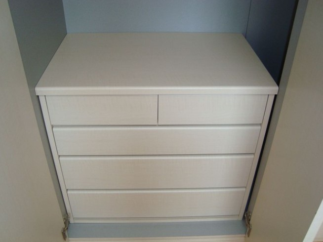 フラワーハウスの収納|うれしい収納・小タンス付き