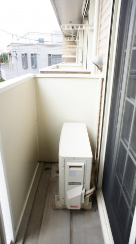 【バルコニー】 | コンフォース | バルコニー付きです