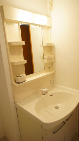 【洗面所】 | コンフォース | 朝の身支度には欠かせない独立洗面化粧台