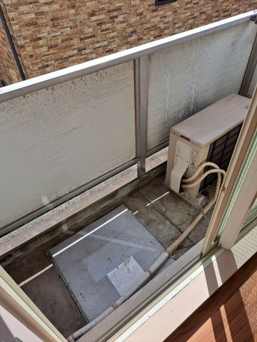 【バルコニー】 | ファミーユ船橋 | お洋服もしっかりかわきます