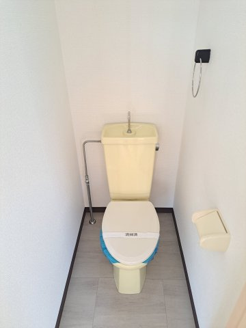 【トイレ】 | ファミーユ船橋 | キレイな個室空間です