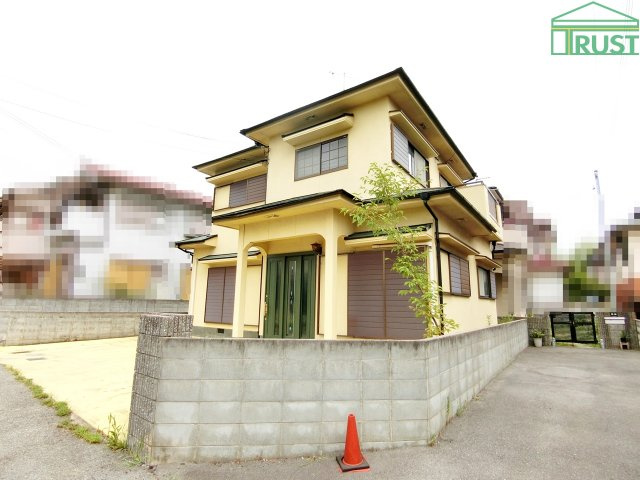 魚住町金ケ崎　中古戸建の外観