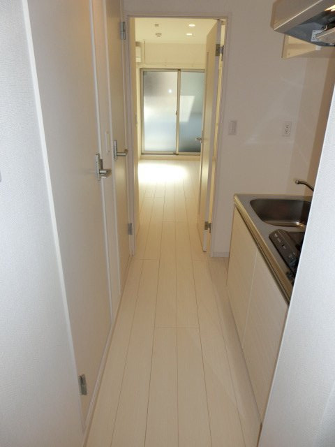 リブリ・グラーデ塚本の玄関