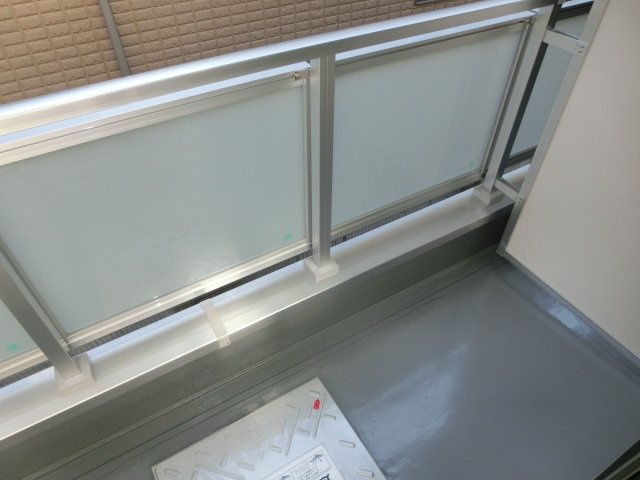 リブリ・グラーデ塚本のバルコニー