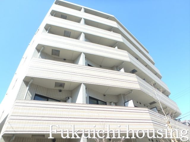 グランドコンシェルジュ赤堤の外観