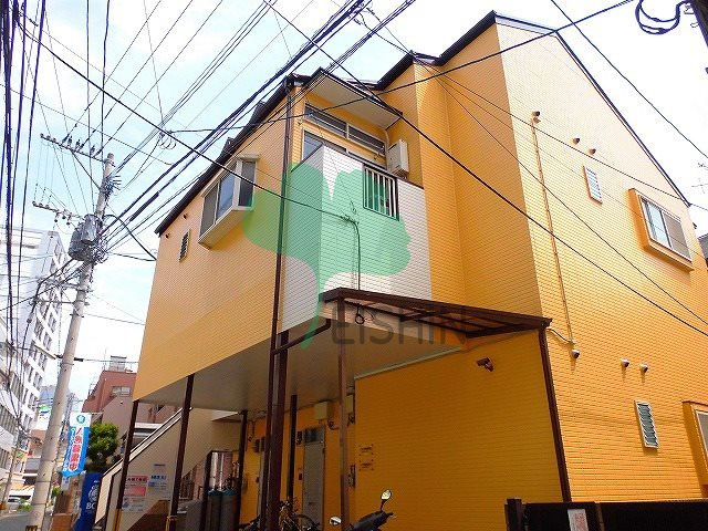 アルファ博多駅東
