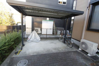 【玄関】 | グローリータウンＢ | シンプルで使いやすい玄関です