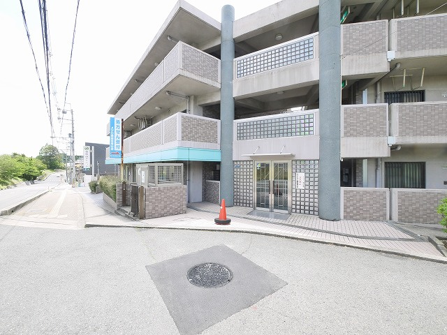 ツインコート帝塚山の周辺