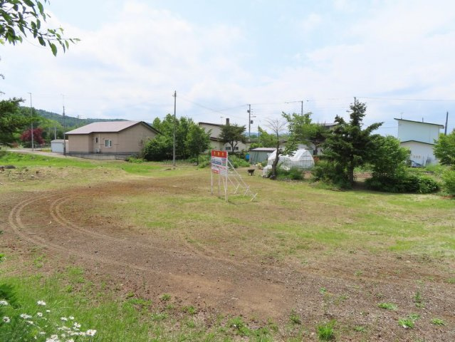 北見市留辺蘂町泉355番15、497番18　売地の外観