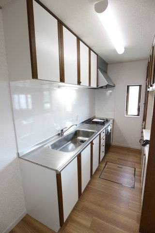 萩山町１丁目貸家のキッチン