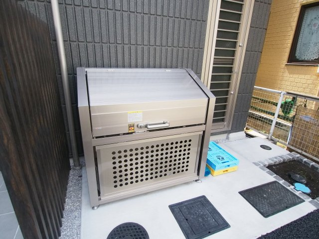 【設備】 | STRINGS神山町 | 敷地内ゴミストッカー完備！