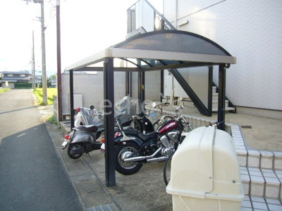 【駐車場】 | フォーブルTANAKAⅢ | 駐輪場