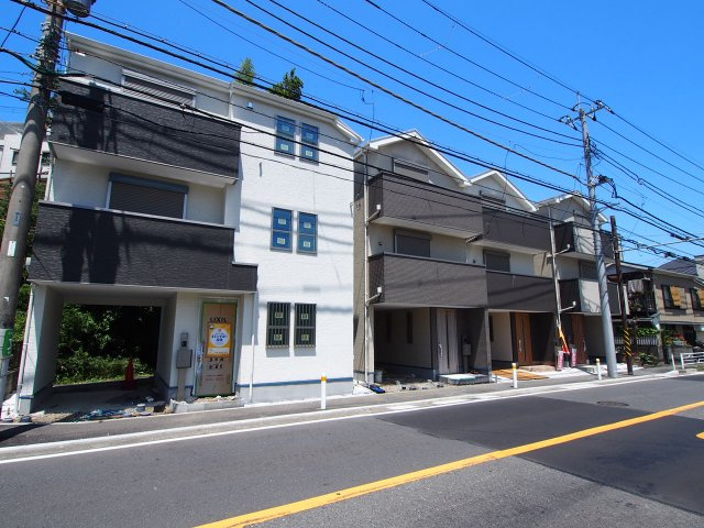 保土ヶ谷区法泉１丁目全４棟　新築戸建ての外観