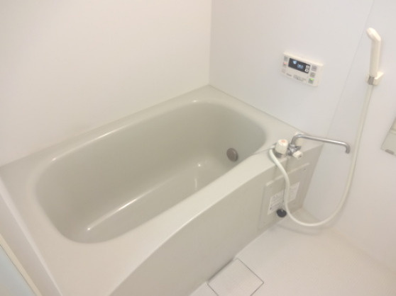 クレール新治　Ａの浴室|きれいなお風呂です