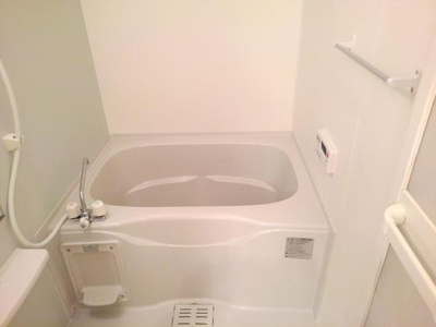 【浴室】 | クレメントＡ | 落ち着いた空間のお風呂です