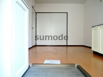 【玄関】 | 目方ハイツ