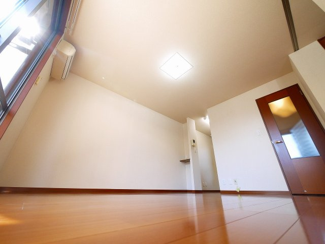 フリージア大安寺の居間・リビング|使いやすいリビングです