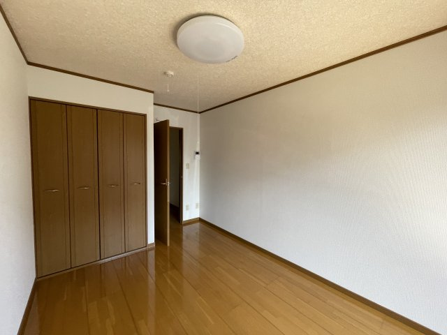 【洋室】 | フローラルハイツＢ