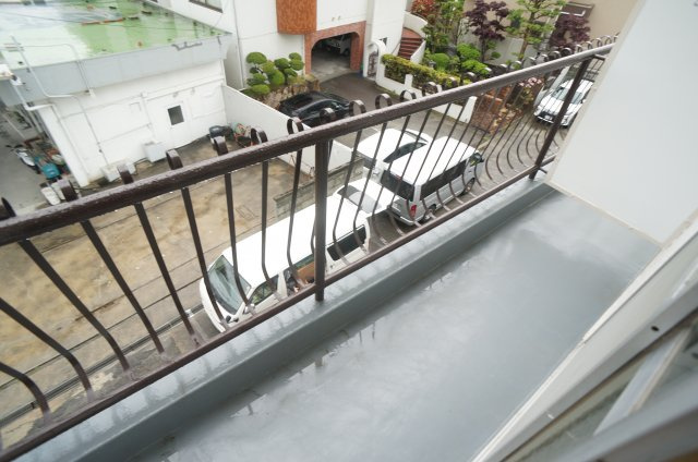 村上マンションのバルコニー