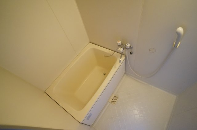 村上マンションの浴室