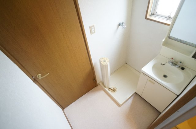 村上マンションの洗面所