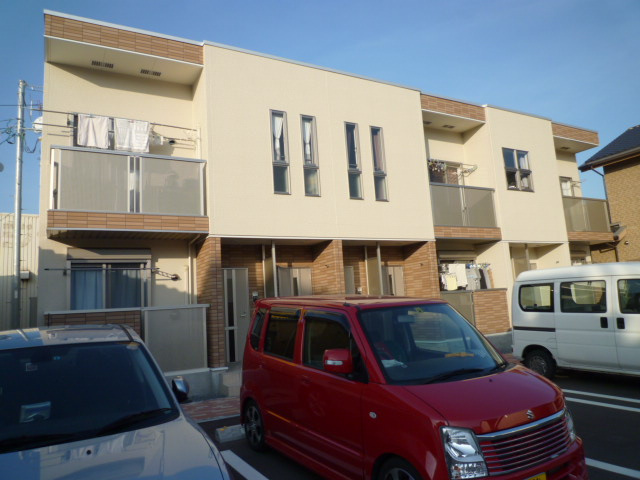 フェリーチェルーナの外観