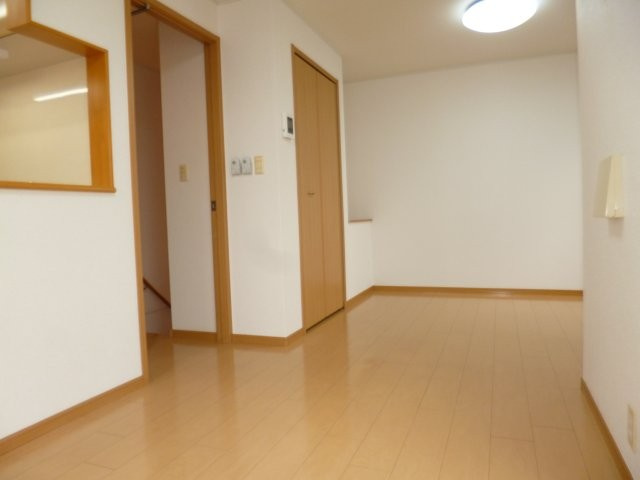 フェリーチェルーナの居間・リビング