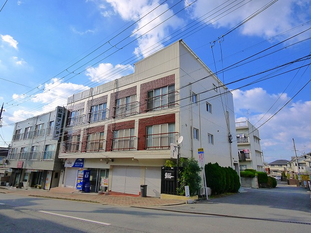 高見松葉マンションの外観|外観です