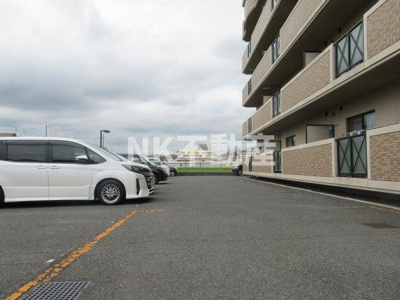 【駐車場】 | 鴻池クレスト（鴻池新田賃貸） | 駐車場です