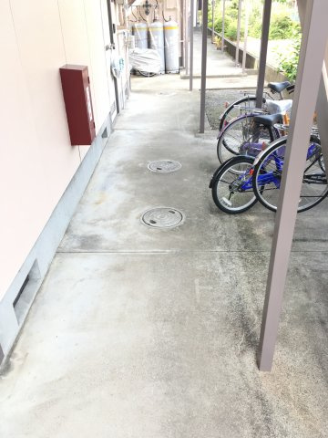 前山ハイツ　B棟のその他共用部分|1Ｆ通路