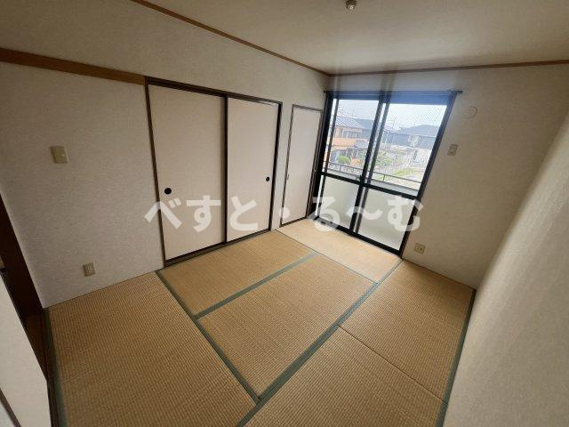 ベガ堀町の和室