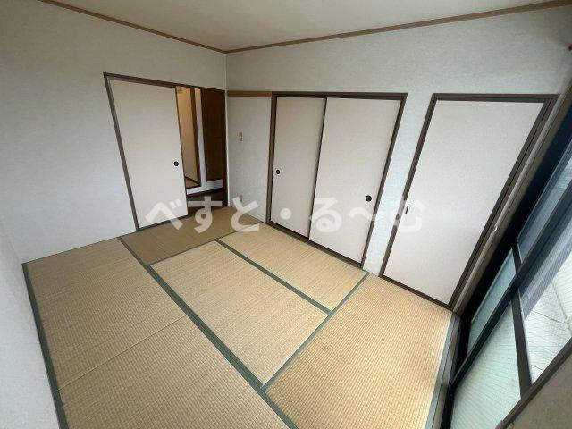 ベガ堀町の和室