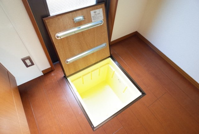 【その他共用部分】 | ユーキャンハイツⅡ | キッチン床下収納