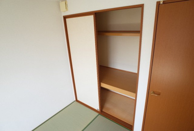 【収納】 | ユーキャンハイツⅡ | 押入れ