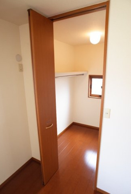 【収納】 | ユーキャンハイツⅡ | ウォークインクローゼット