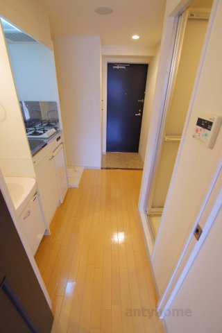 ラナップスクエア東天満　仲介手数料無料の玄関