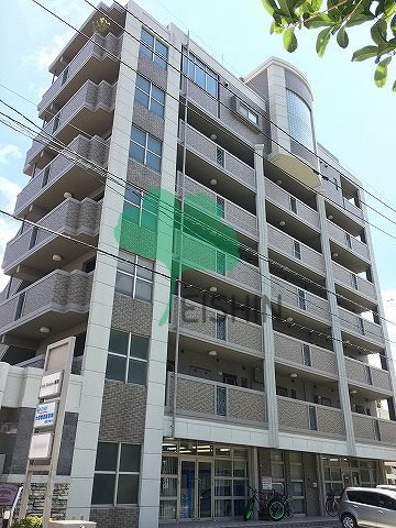 グレイスマンション駅南の外観