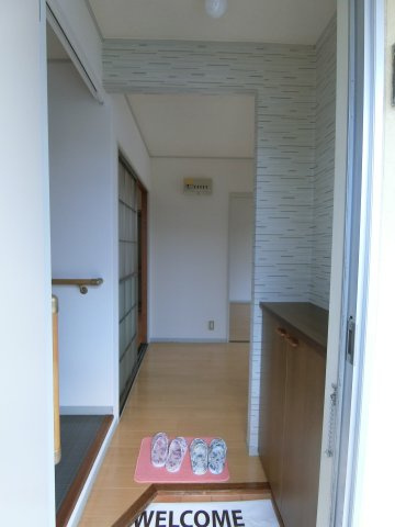 ヴィレッジ生田の玄関|イメージ201号室の写真