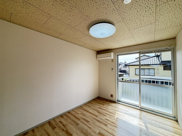 ヴィレッジ生田の玄関|イメージ201号室の写真