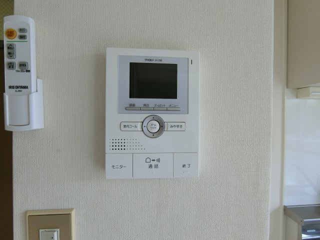 ヴィレッジ生田のセキュリティ|イメージ102号室の写真(反転あり)