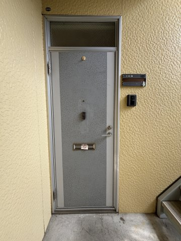 ヴィレッジ生田の玄関|イメージ201号室の写真