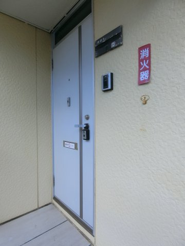 ヴィレッジ生田の玄関|イメージ201号室の写真