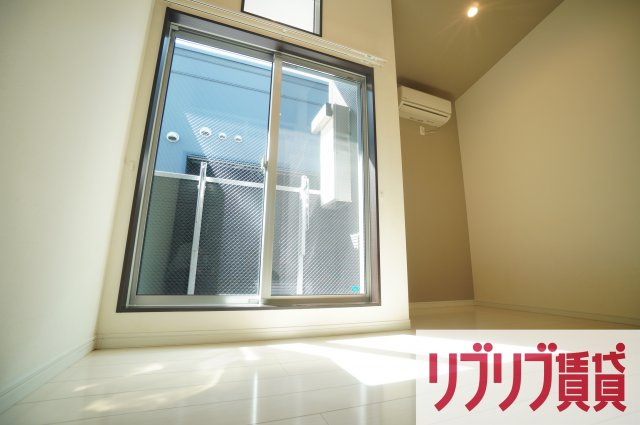 LAUREL INICIO(ローレルイニシオ)の居間・リビング