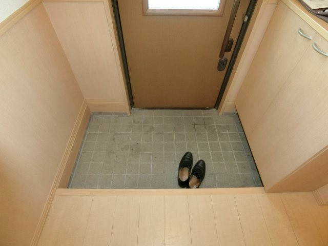 【玄関】 | メルヴェーユ北畠