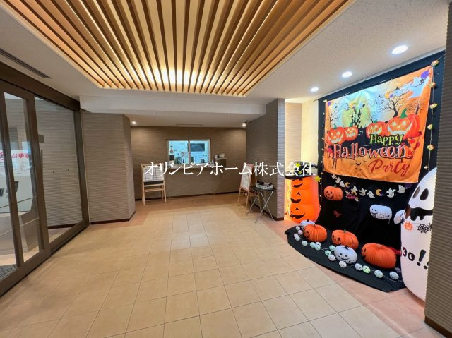 アルファスシティ大島　角　部屋　４LDK　リ　フォーム済のエントランス