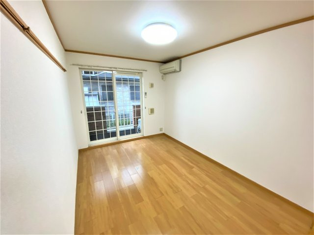 フレーシュ　メゾンの洋室