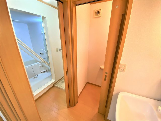 フレーシュ　メゾンの洗面所